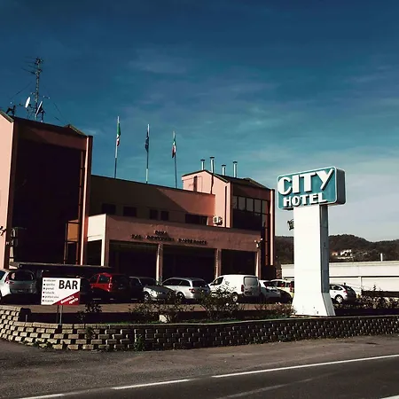 Hotel City 3*